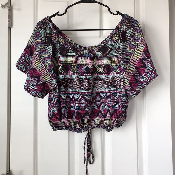 Aztec Crop Top - Picture 4 of 4